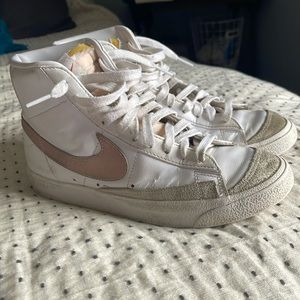 Nike Blazer Mid 77 Vintage Pink high top tennis shoe